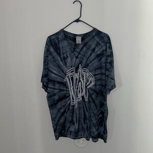 Men’s hot topic tie dye short sleeve dark crew neck goth vibes shirt graphic tee